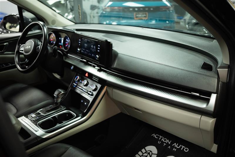 used 2024 Kia Carnival car, priced at $28,691