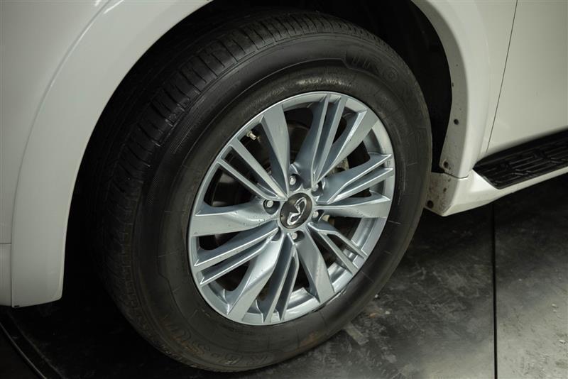 used 2024 INFINITI QX80 car, priced at $40,195