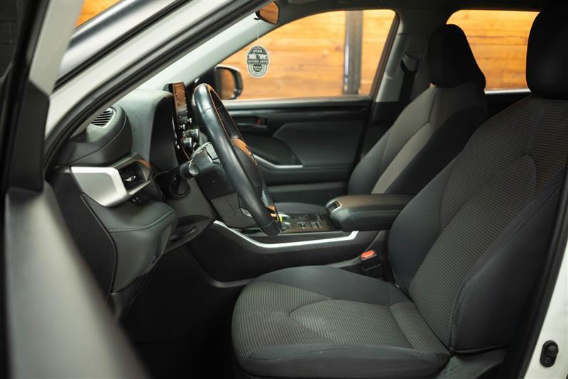 used 2021 Toyota Highlander car, priced at $24,793