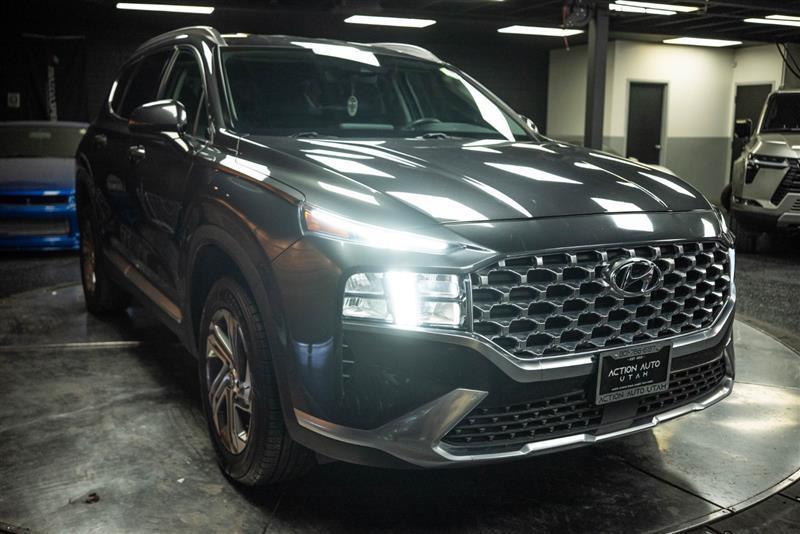 used 2021 Hyundai Santa Fe car, priced at $17,693