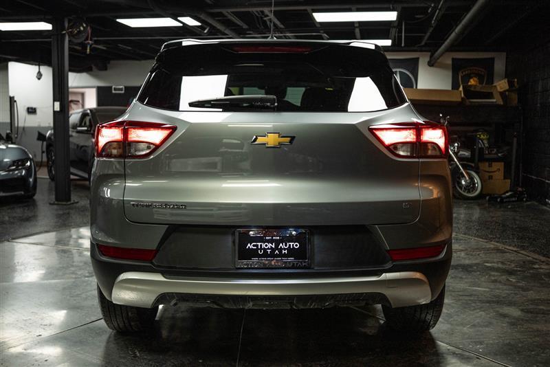 used 2023 Chevrolet TrailBlazer car, priced at $15,895