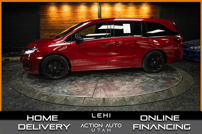 used 2025 Honda Odyssey car, priced at $38,297