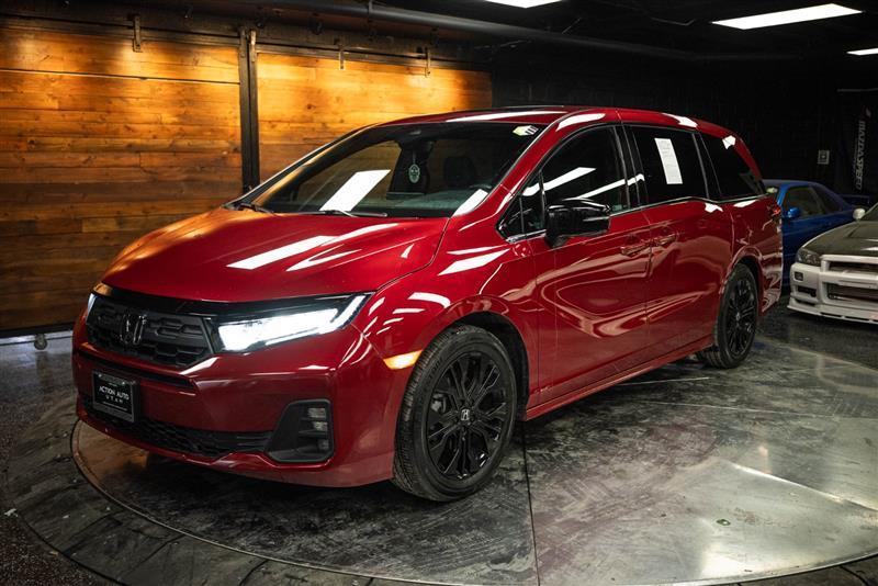 used 2025 Honda Odyssey car, priced at $38,297