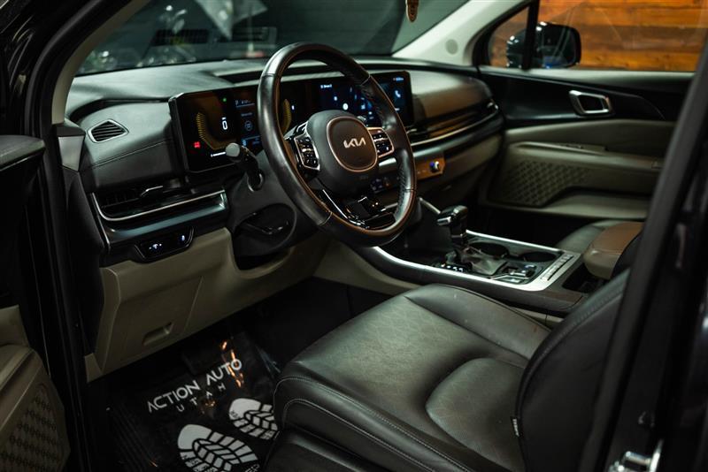 used 2025 Kia Carnival car, priced at $34,039