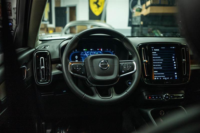 used 2023 Volvo XC40 car, priced at $25,611