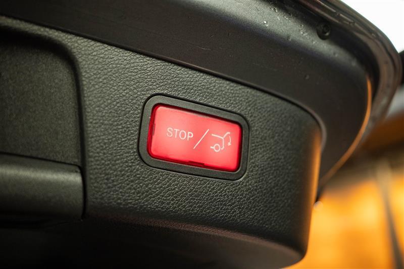 used 2018 Mercedes-Benz GLA 250 car, priced at $14,195