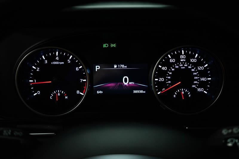 used 2024 Kia Carnival car, priced at $31,895