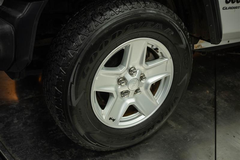 used 2020 Jeep Gladiator car, priced at $24,795