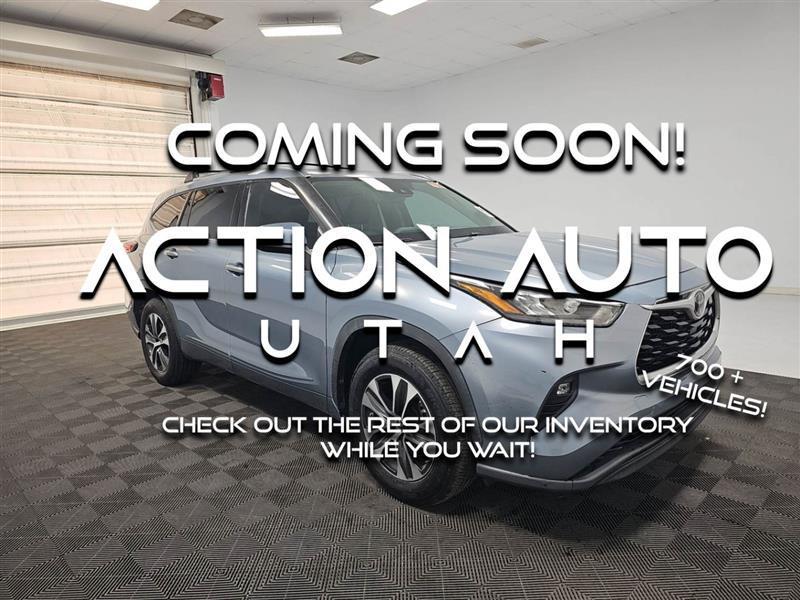 used 2020 Toyota Highlander car, priced at $27,595
