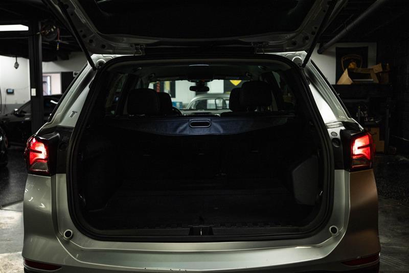 used 2022 Chevrolet Equinox car, priced at $13,695