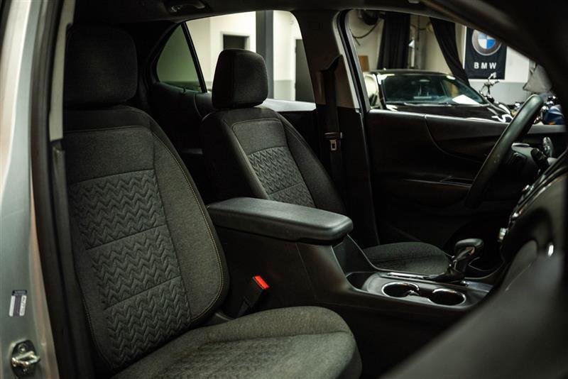 used 2022 Chevrolet Equinox car, priced at $13,695