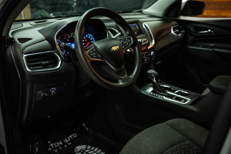 used 2022 Chevrolet Equinox car, priced at $13,695