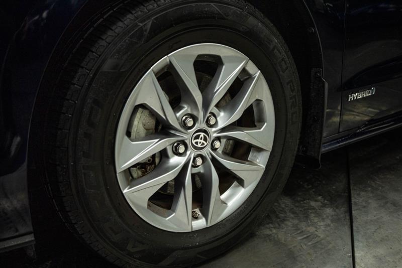 used 2021 Toyota Sienna car, priced at $29,195