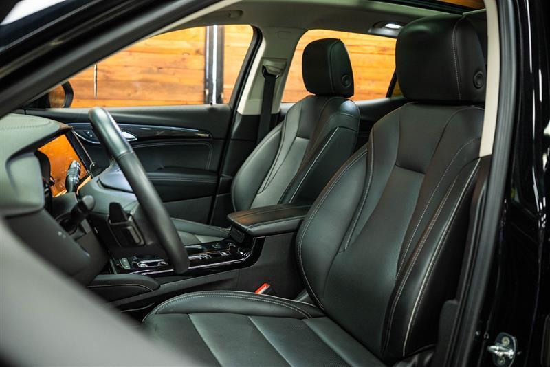 used 2022 Buick Envision car, priced at $21,095