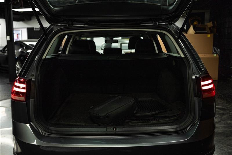 used 2018 Volkswagen Golf Alltrack car, priced at $14,995