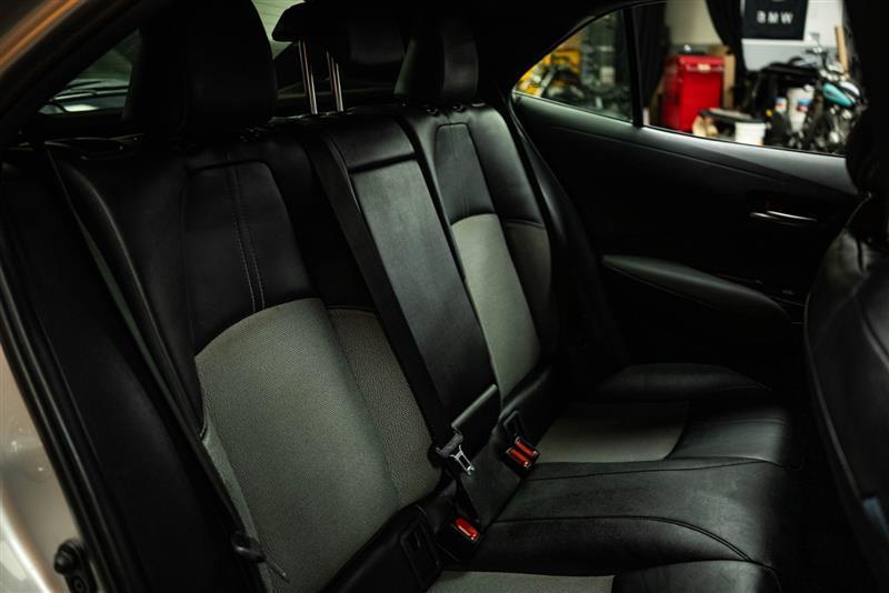 used 2020 Toyota Corolla Hatchback car, priced at $18,995