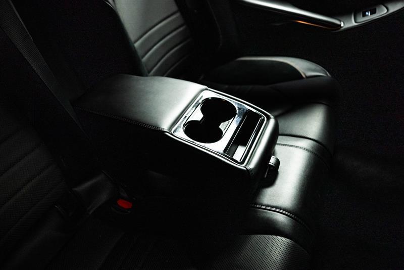 used 2022 Toyota Avalon Hybrid car, priced at $30,995