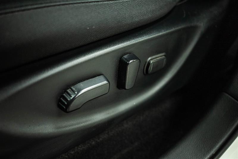 used 2020 Nissan Leaf car, priced at $10,796