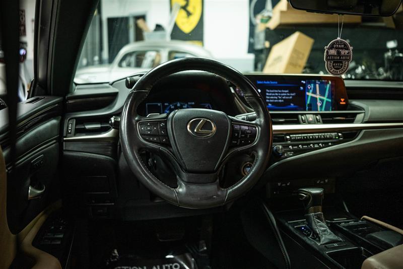 used 2019 Lexus ES 350 car, priced at $26,495