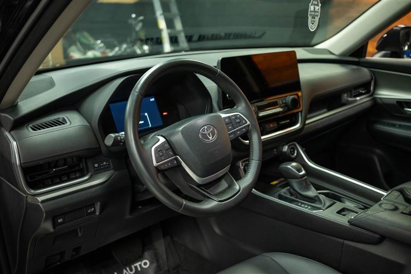 used 2025 Toyota Grand Highlander car, priced at $44,895