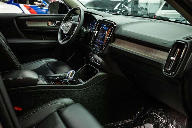 used 2023 Volvo XC40 car, priced at $20,295