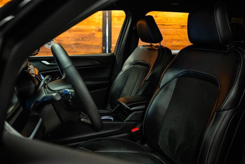 used 2024 Jeep Grand Cherokee L car, priced at $27,195