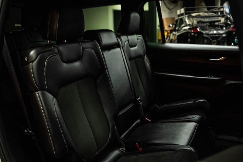 used 2024 Jeep Grand Cherokee L car, priced at $27,195