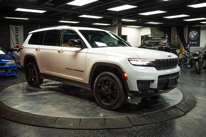 used 2024 Jeep Grand Cherokee L car, priced at $27,195