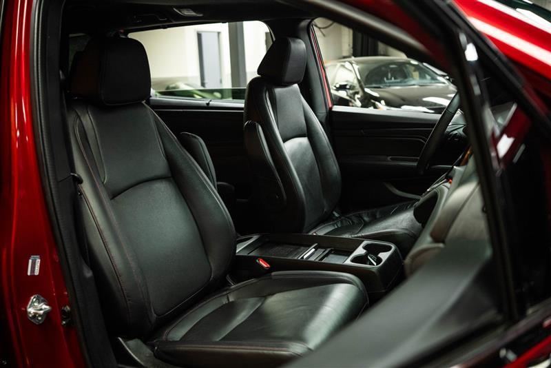 used 2024 Honda Odyssey car, priced at $30,066