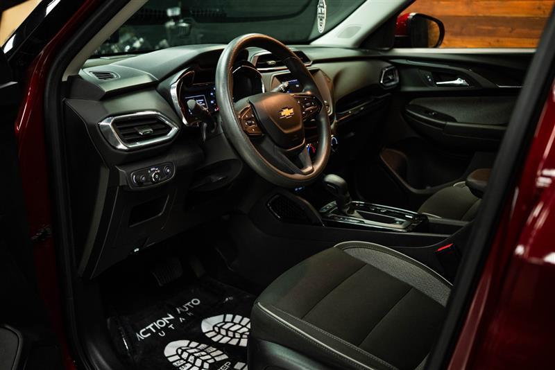 used 2022 Chevrolet TrailBlazer car, priced at $20,293