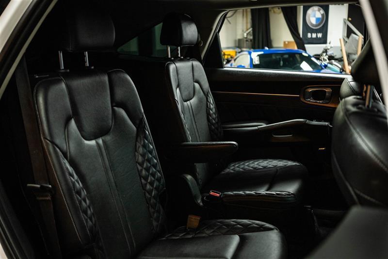 used 2022 Kia Sorento car, priced at $20,295