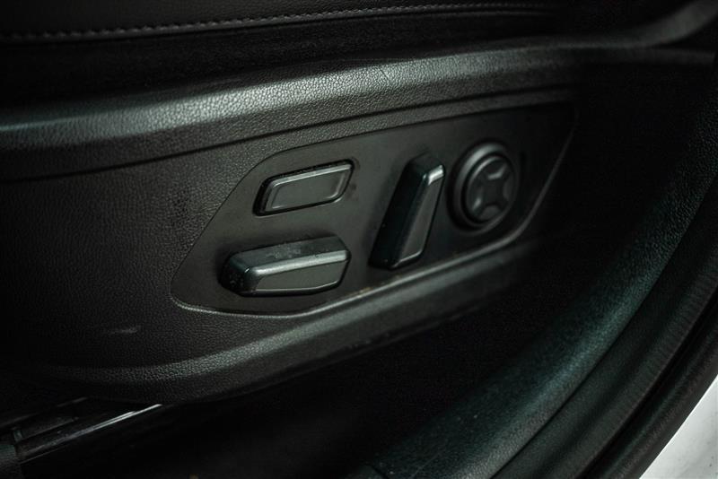 used 2022 Kia Sorento car, priced at $20,295