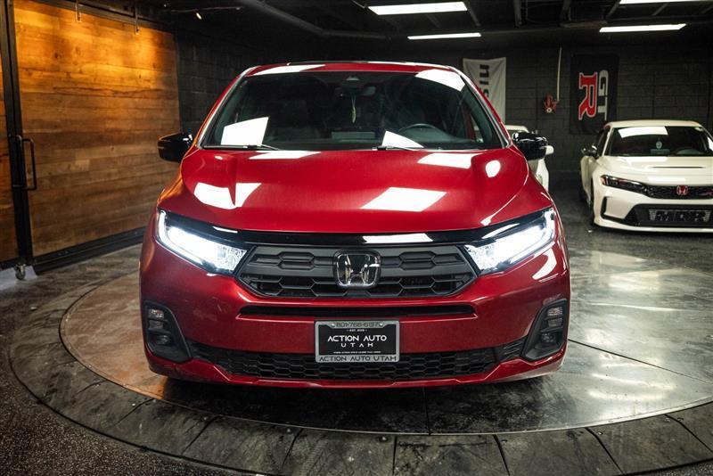 used 2025 Honda Odyssey car, priced at $38,995