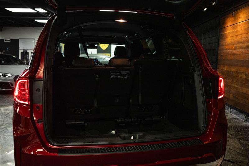 used 2025 Honda Odyssey car, priced at $38,995