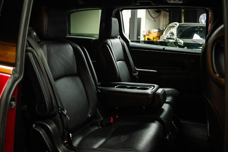 used 2025 Honda Odyssey car, priced at $38,995