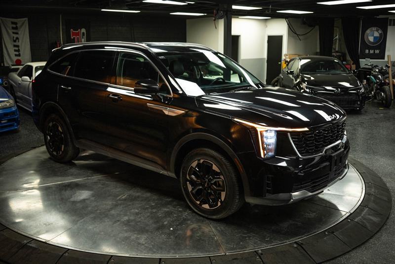 used 2024 Kia Sorento car, priced at $25,895