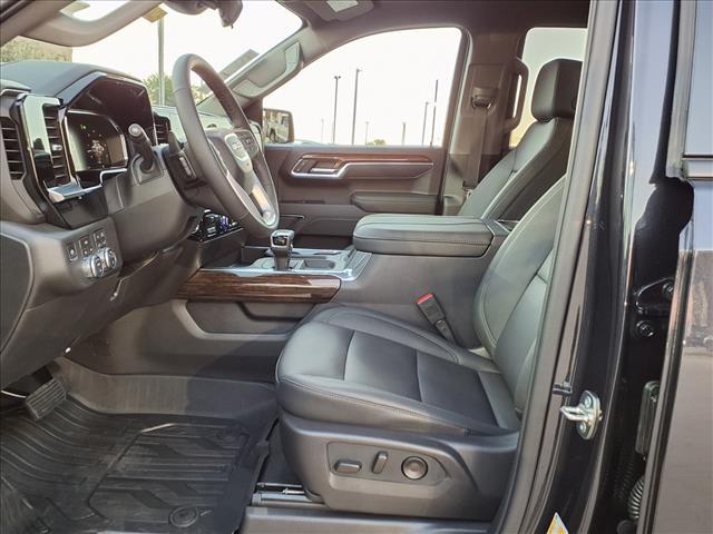 new 2026 GMC Sierra 1500 car, priced at $55,270