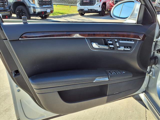 used 2007 Mercedes-Benz S-Class car, priced at $10,991