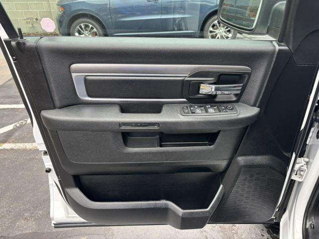 used 2022 Ram 1500 Classic car, priced at $33,287