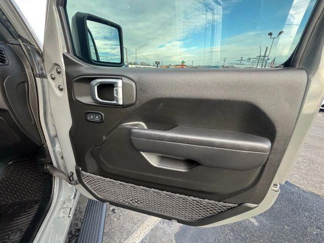 used 2022 Jeep Gladiator car, priced at $43,995