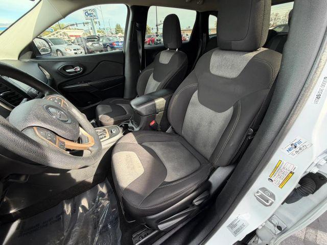 used 2015 Jeep Cherokee car, priced at $11,988