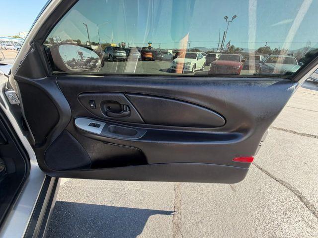 used 2006 Chevrolet Monte Carlo car, priced at $5,287