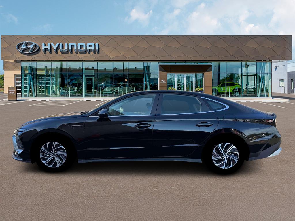 new 2026 Hyundai Sonata Hybrid car, priced at $29,762