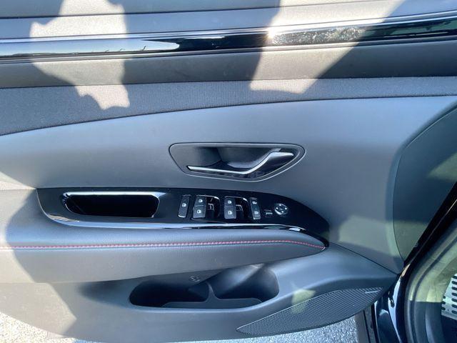 used 2024 Hyundai TUCSON Hybrid car, priced at $26,878