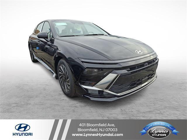 new 2026 Hyundai Sonata Hybrid car, priced at $38,555