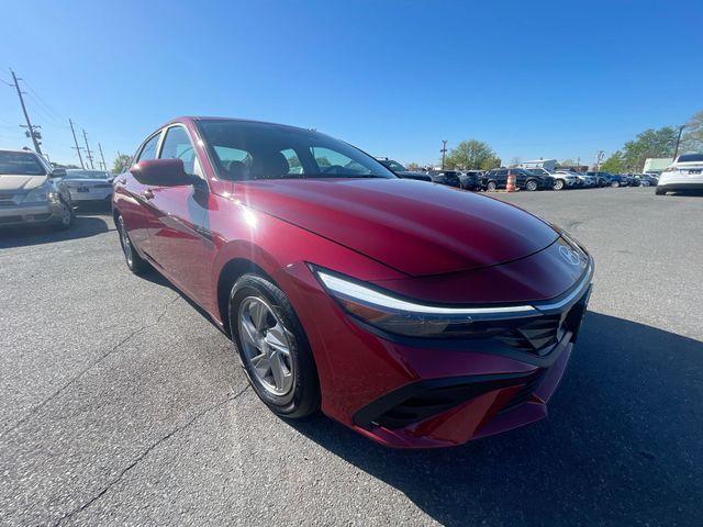used 2025 Hyundai Elantra car, priced at $19,034