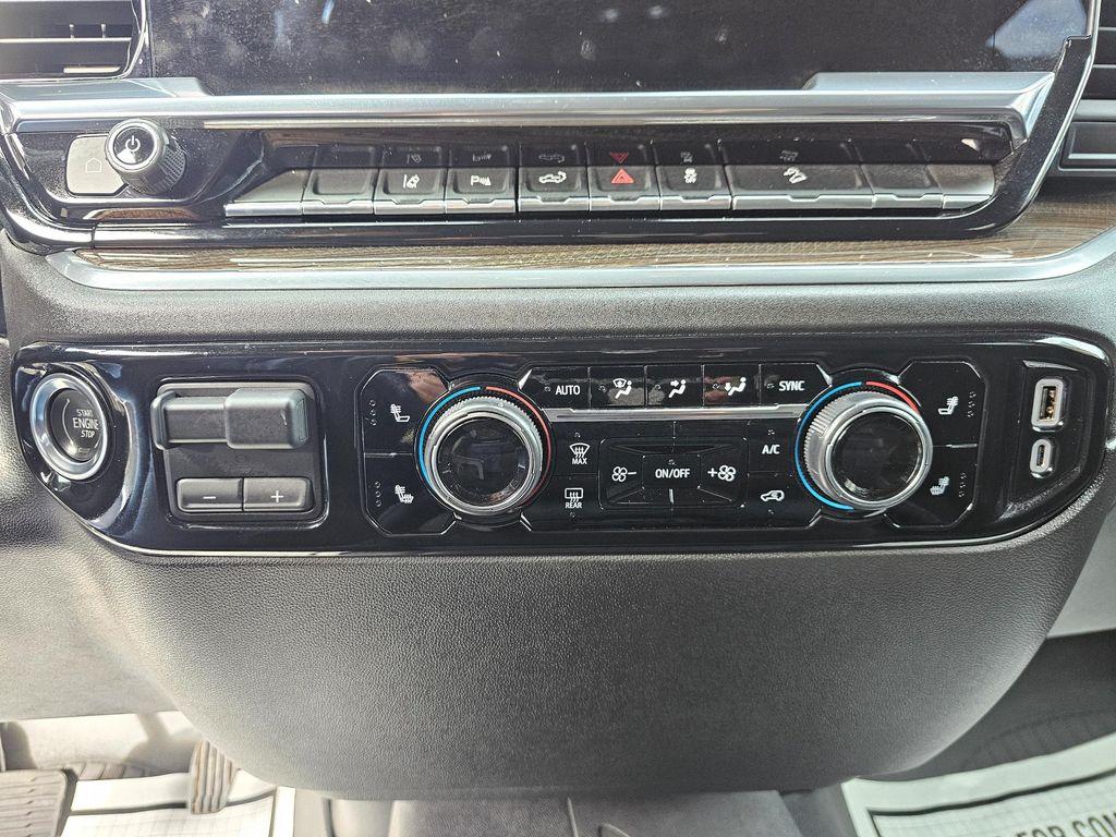 used 2024 Chevrolet Silverado 2500 car, priced at $57,990