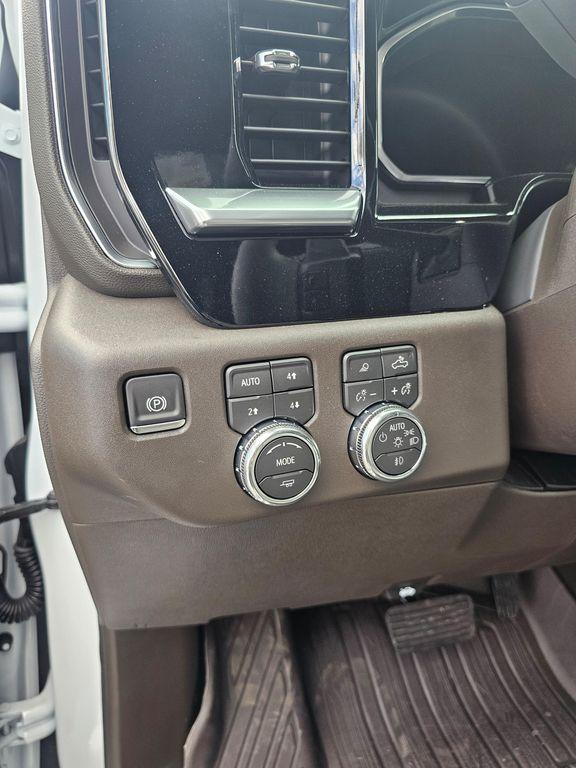 new 2026 GMC Sierra 1500 car, priced at $69,000
