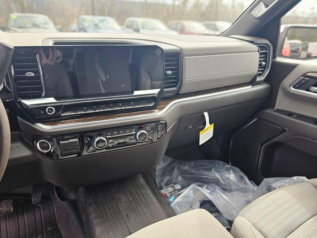 new 2026 GMC Sierra 1500 car, priced at $58,915