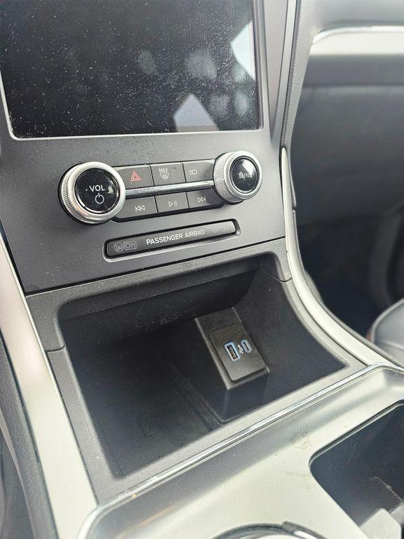 used 2022 Ford Edge car, priced at $28,990